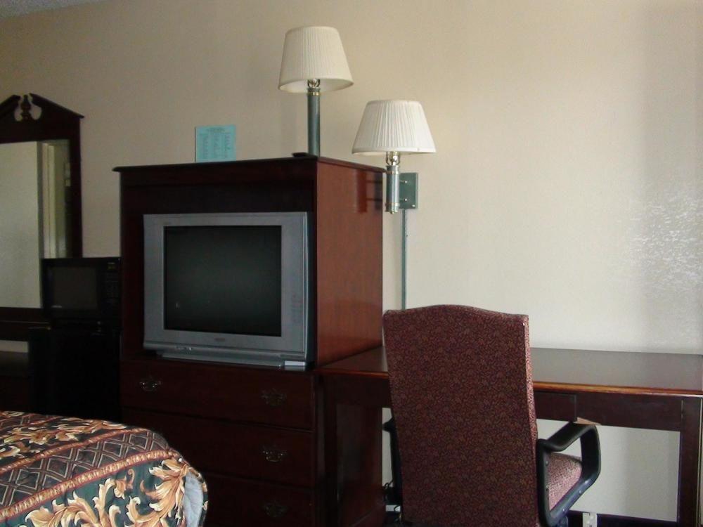 Econo Lodge Οκλαχόμα Εξωτερικό φωτογραφία